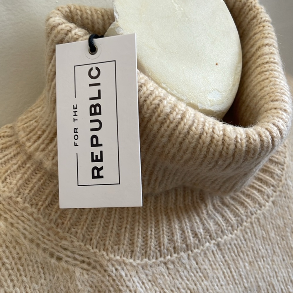 NWT FOR THE REPUBLIC Fuzzy Mock Neck Sweater - Picture 4 of 5